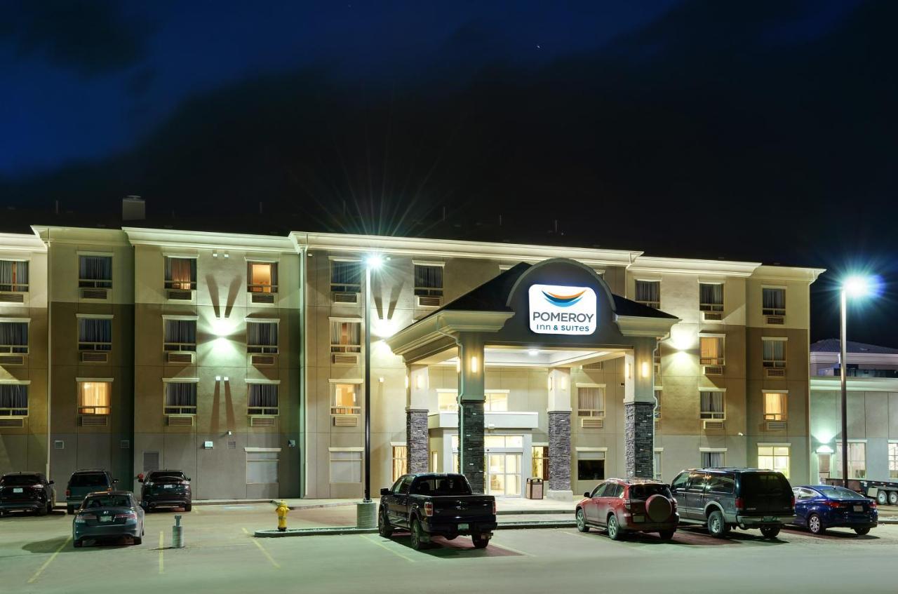 Pomeroy Inn & Suites Prince George Esterno foto